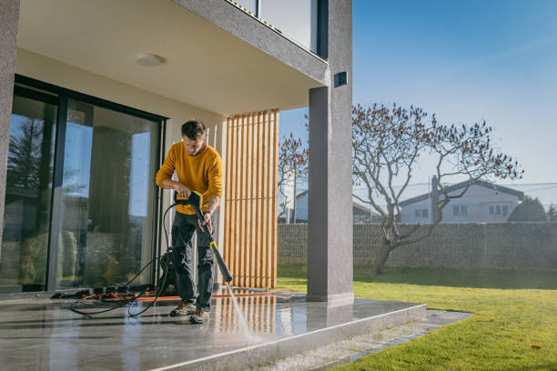 Best Gutter Cleaning  in Bloomington, TX
